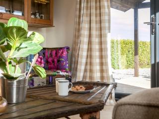 Holders Cottage - Lassington - 9