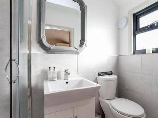Holders Cottage - Lassington - 8