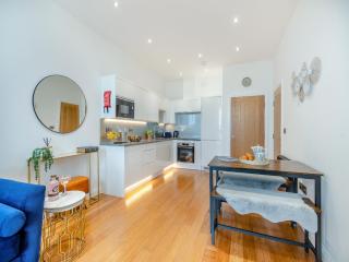 Saltwater Suite - Whitby - 6