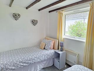 Cedar - Thornbury - 6