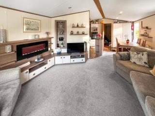 5 Pine Rise - Poole - 5