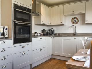 The Wolfs Den - Uk49083 - Winewall - 5