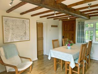 Hollywell Cottages - Clifton - 6