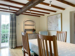 Hollywell Cottages - Clifton - 4