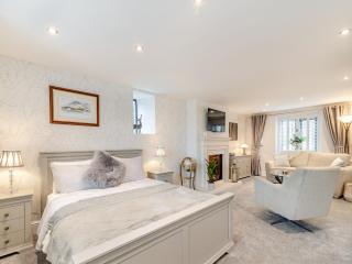Shireburn Cottage - Hurst Green - 5
