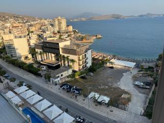 Dania's Sea View Apartment - Saranda - 0