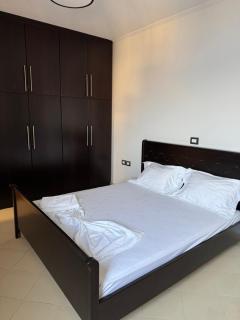 Dania's Sea View Apartment - Saranda - 1