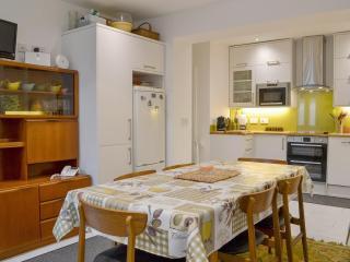 Retro Retreat - Filey - 7