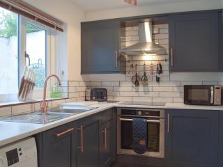 Castle Street Cottage - Narberth - 5