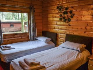 Larch Lodge - Uk37187 - Legbourne - 2