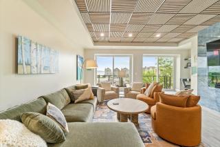 Heart of Boyne Loft Slip Walk to Beach - 1