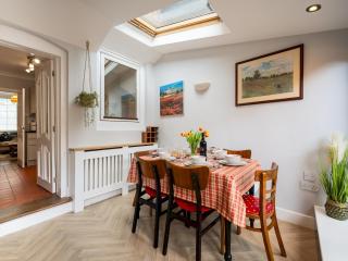 Fantastic 3-bed home close to Shrewsbury centre - Pass the Keys - 7