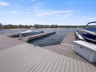 Downtown Loft 45 Slip Walk To Lake & Dining - Boyne City - 8
