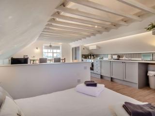 Heritage Triangle Apartment - Diss - 1