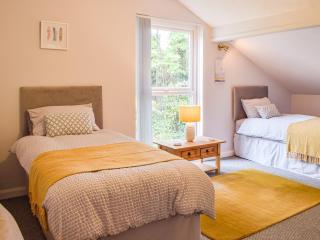 Mutton Hill Cottage - Pembroke - 6