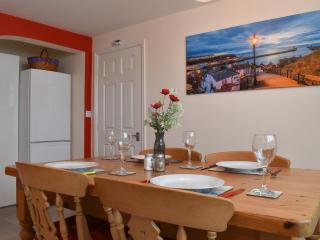 Hilltop Hideaway - Whitby - 8