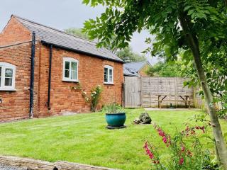 The Parlour - Earls Croome - 8