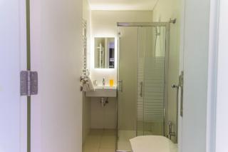 Haven 1-Bedroom Apartment in Redrock Faqra - - 2
