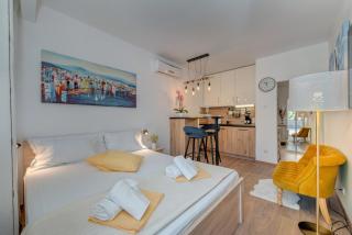Studio Apartment Nika - 0