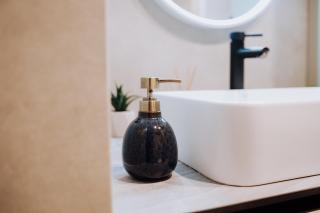 Rîșcani Open-Plan Apartment by the Park - 2