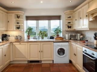 Treetops - Fairbourne - 8