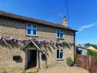 Swift Nest Cottage - Easton on the Hill - 0