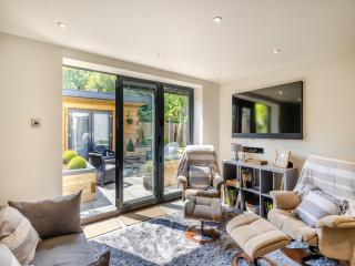 Squirrel Cottage - Glossop - 9