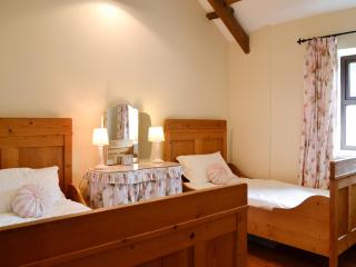 Ty Hir - Pont Yates - 2