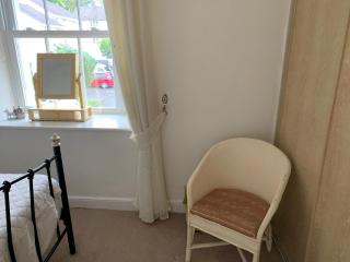 Primrose Cottage - 1