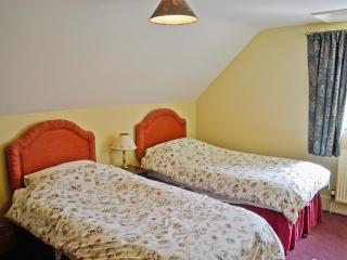 Westonbirt Cottage - Shipton Moyne - 1