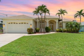 Villa Bonaire Tranquil Escape W- Pool Bbq - Cape Coral - 0