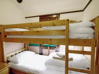 Railway Carriage Two - E5601 - Wetheringsett - 4