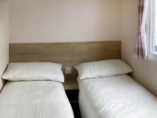 Farne Lodge - Berwick-Upon-Tweed - 1