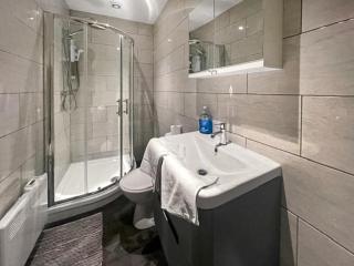South Pier Apartment - Blackpool - 3