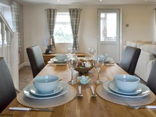 Granary Cottage - Bempton - 4