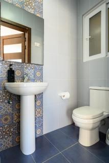 F4 Room 1, Private Double room with private bathroom and balcony - Msida - 8