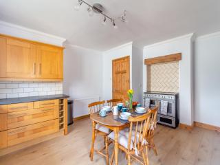 Ty Cwtch - Seven Sisters - 6