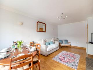 Ty Cwtch - Seven Sisters - 7