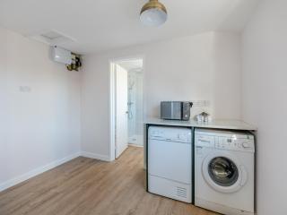 The Moat House - Cudworth - 7