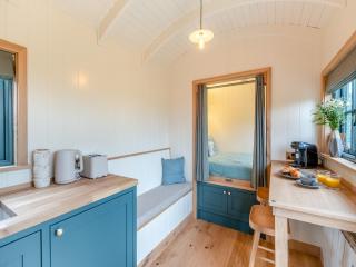 Shepherds Retreat - Ongar - 7