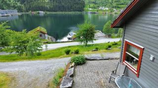 Fully equipped cabin by the fjord - Volda - 9