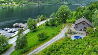 Fully equipped cabin by the fjord - Volda - 8