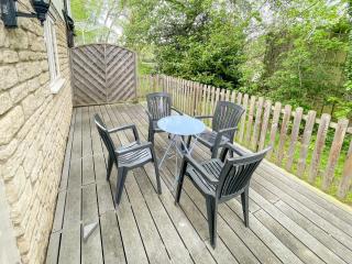 Lily Pad 5 - Uk43913 - Nassington - 1