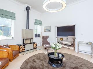 Skene House Court - Dunecht - 6