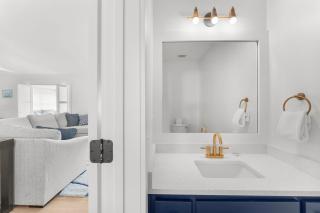 Casa de Tortugas - a spacious townhome with 30a private beach access - 4