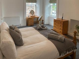 Arden House - Comrie - 4