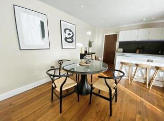 Racers Roost, Rydale House, Central York, Sleeps 4 - York - 3