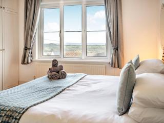 Innishkea - Tenby - 3