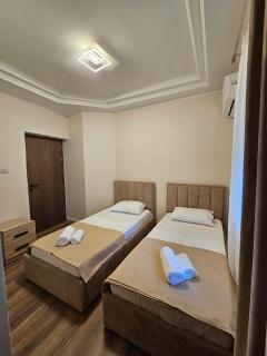 Bazaar Central Rooms - Gjirokastër - 5