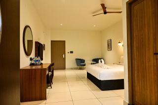 Hotel S S International Coorg - Suntikoppa - 5